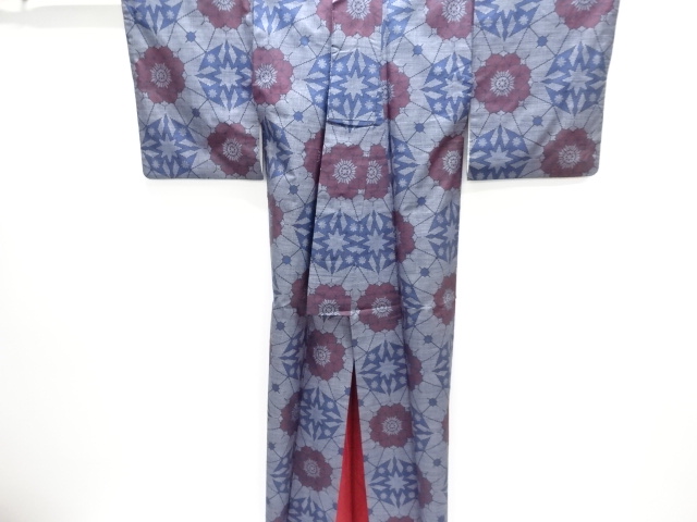  花模様織出し本場泥大島紬着物（5マルキ）